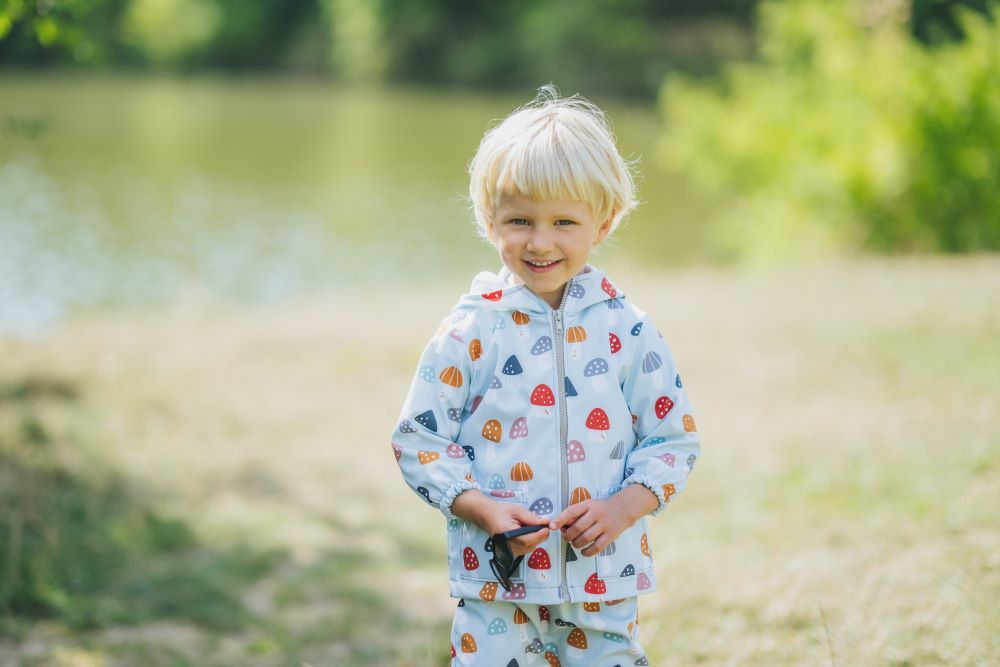 Casaco softshell infantil com membrana Monkey Mum® - Amanitas multicoloridas