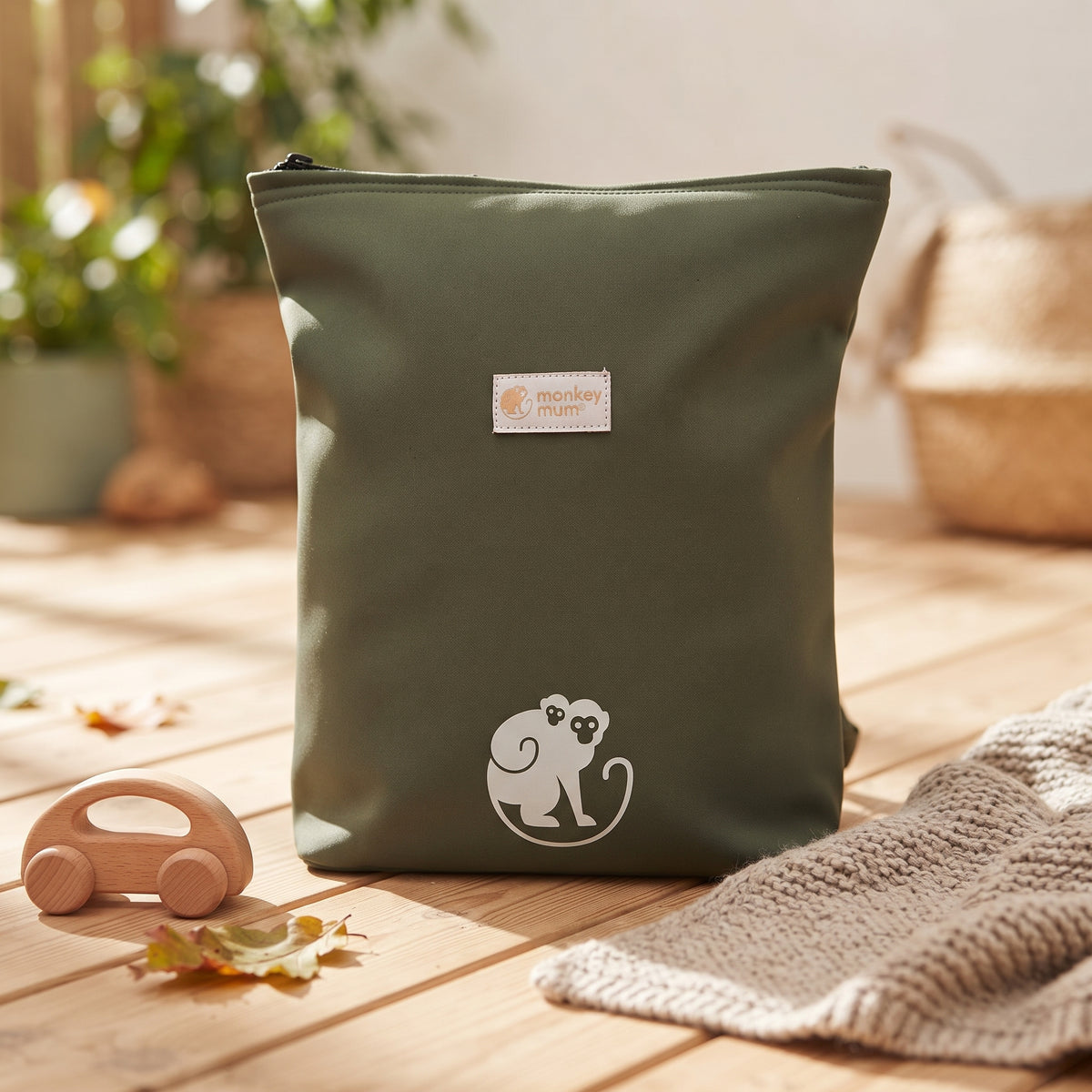Mochila infantil softshell Monkey Mum® - Verde-escuro