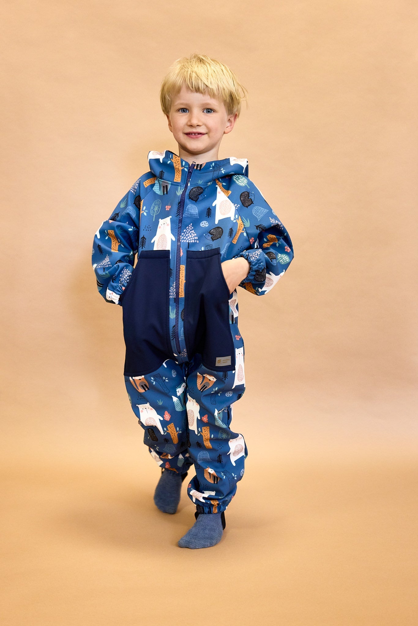 Monkey Mum® Dětská zimní softshellová kombinéza s beránkem - Pohádkový večerníček, 2. jakost - vel. 62/68