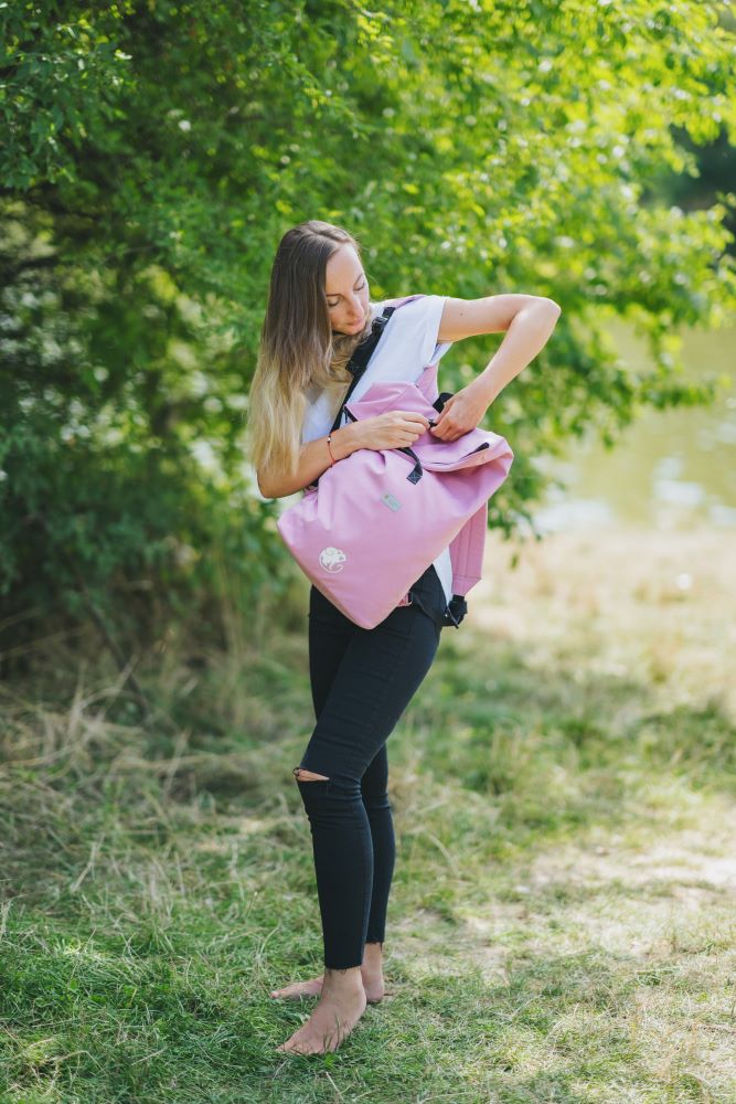 Monkey Mum® Mochila softshell integrada para o porta-bebés Carrie - Algodão doce