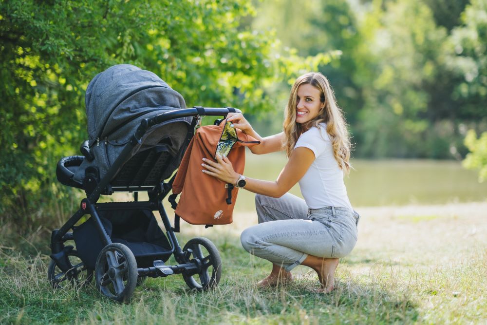 Monkey Mum® Mochila integrada em softshell para o porta-bebé Carrie - Céu noturno